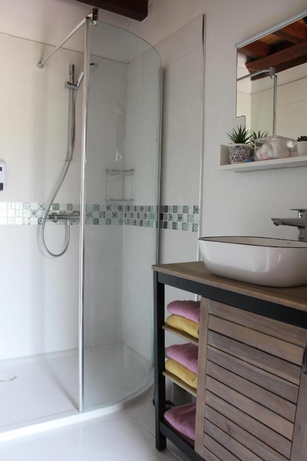 B&B Devalpierre Adult Only Glanville Buitenkant foto