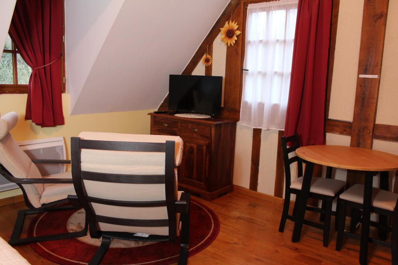 B&B Devalpierre Adult Only Glanville Buitenkant foto