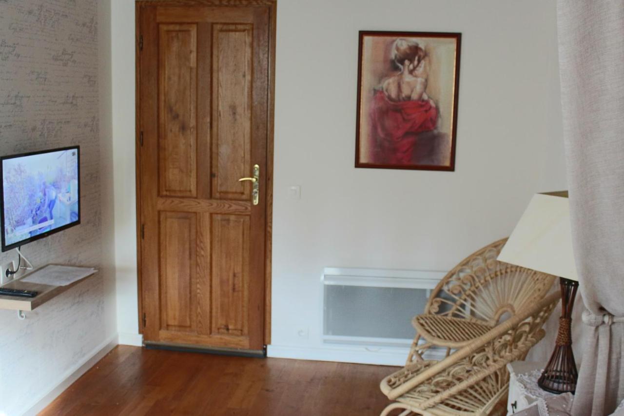 B&B Devalpierre Adult Only Glanville Buitenkant foto
